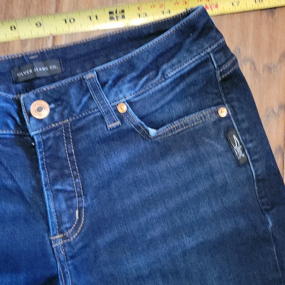 Silver Jeans - Picture 4 of 9